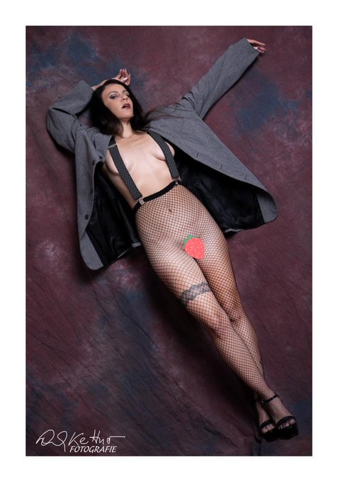 💋 https://t.co/FfWOF2RrlY<a href="/tag/work"class="tags"><span>#work</span></a><a href="/tag/vegan"class="tags"><span>#vegan</span></a><a href="/tag/curves"class="tags"><span>#curves</span></a><a href="/tag/sexy"class="tags"><span>#sexy</span></a><a href="/tag/morning"class="tags"><span>#morning</span></a><a href="/tag/boobs"class="tags"><span>#boobs</span></a><a href="/tag/office"class="tags"><span>#office</span></a>