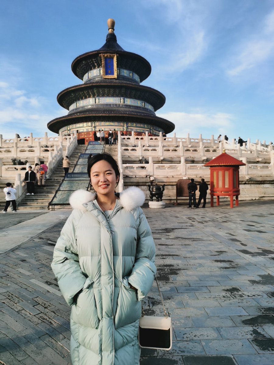 XiaomengGao's tweet image. Tiantan Park is very beautiful！Many people come here to pray their dream come true, because they think the Heaven will hear their sound by standing here, it’s amazing .
A happy day in early winter!