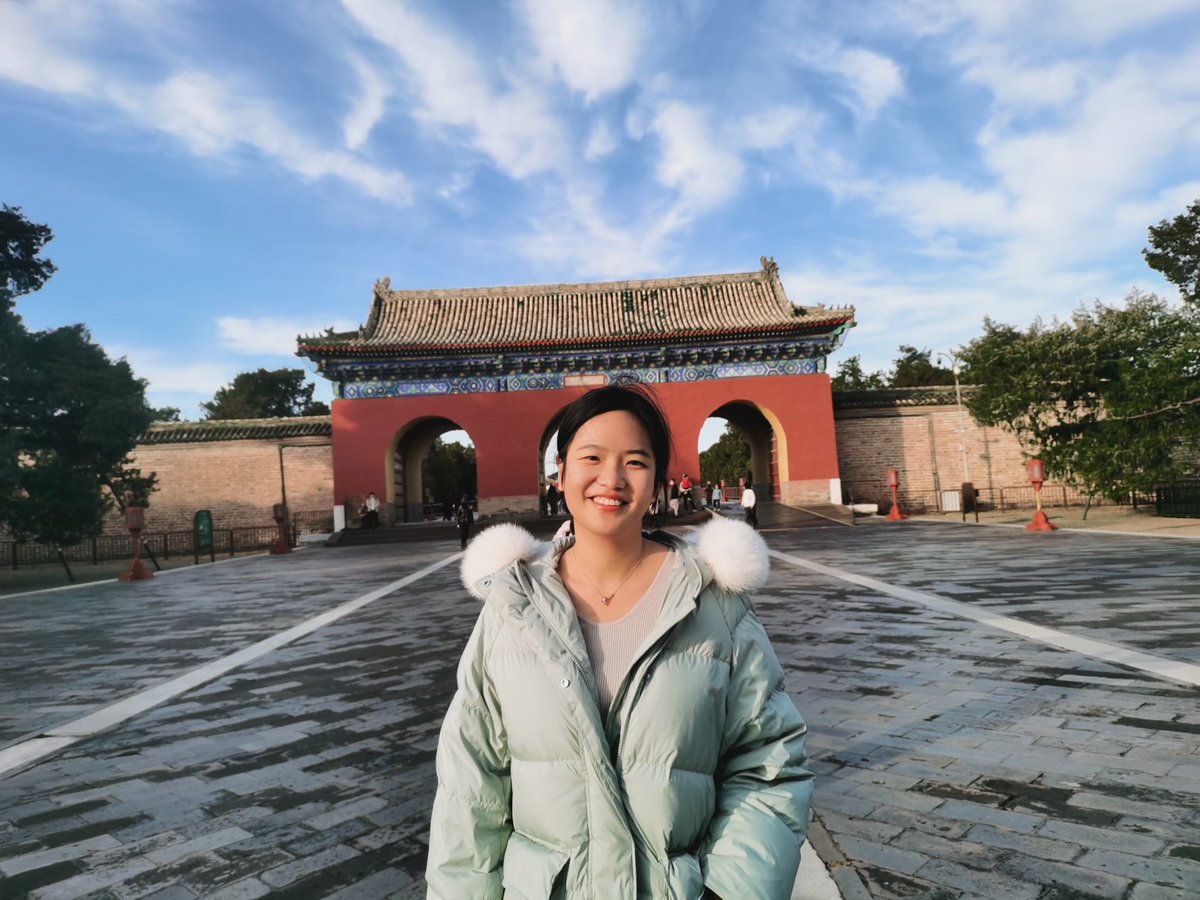 XiaomengGao's tweet image. Tiantan Park is very beautiful！Many people come here to pray their dream come true, because they think the Heaven will hear their sound by standing here, it’s amazing .
A happy day in early winter!