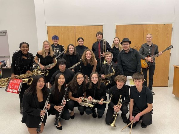 WCLynxBand's tweet photo. What a show! Congratulations jazz band on putting on a great show alongside your middle school compatriots. They played for a packed house, who were all very appreciative of the effort. https://t.co/E7n766opmH