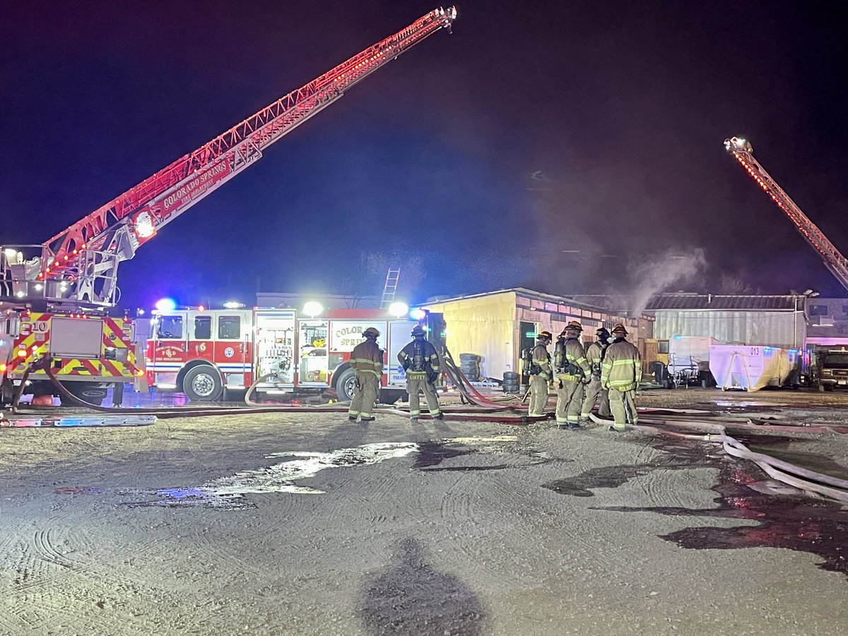 CSFD PIO on Twitter "Update Main body of fire is now out. Crews will remain on scene to search