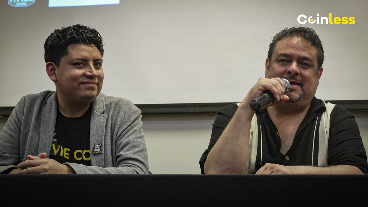 otaku_tower's tweet photo. Algunas postales de lo que fue la conferencia de prensa de la @moviecon.la con el actor @andresgutierrezthor , voz oficial de Thor para Latinoamérica y de muchos personajes más.

(1/2)

🌐 #Evento #MovieCon #andresgutierrez #marvel #Thor 🌐 https://t.co/YkcpOXhy10