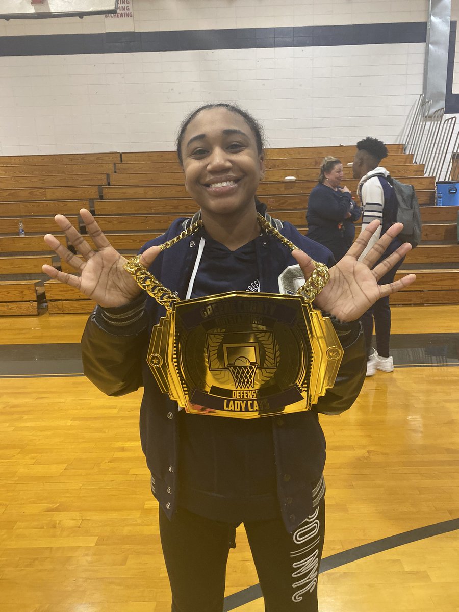 ReeMoody11's tweet photo. Thankful for scoring 21
points tonight and getting to 1,000 points in my career so far @Recruit_GC  !! Thankful for my coaches and teammates helping me reach this milestone! @dalekimble14 @BingoMediaLLC @Smacm228 @MacCorleone74 https://t.co/wmFuv4pDMw