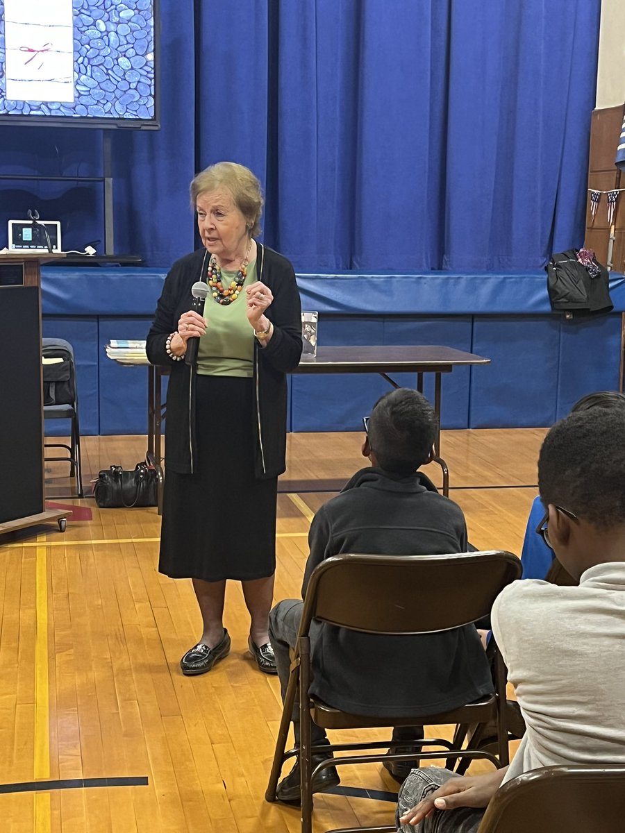 Mrs. Gaddy 💕💚 tweet media