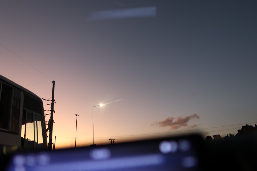 Looking at 📌  #DevFestDar2022

RSVP: zipa.me/devfestdar
Be a Speaker: sessionize.com/devfest-dar-es…