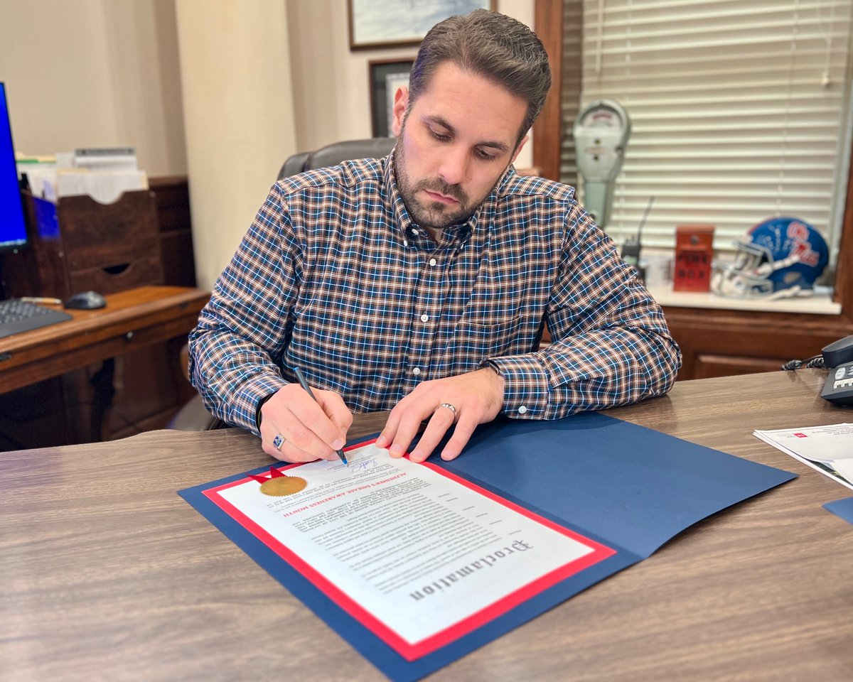 City of Jackson, TN on Twitter ".MayorConger signed an Alzheimer’s