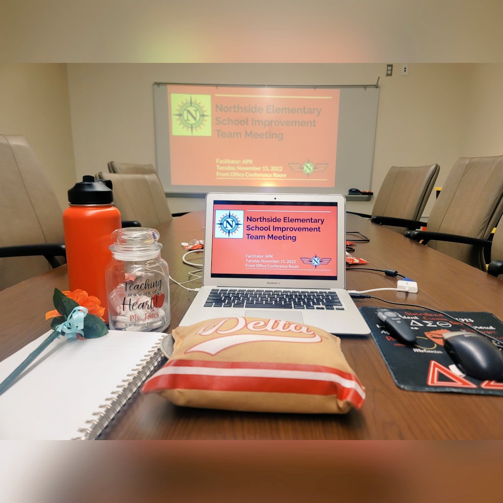 NESAPKJones's tweet photo. #whatmademesmiletoday😁
Our phenomenal @NorthsideES Leader @csharpless1 was at the all day @chccs District Leadership Team Meeting, so I had to do her proud & facilitate today's School Improvement Team Meeting. It went well!👍🏿
Gotta ❤️ #NavigatorNation!
#APKlife🧡💙🧡 #year19🍎 https://t.co/whT5CFr5EQ