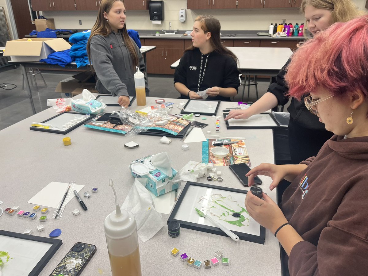NAHS made watercolor painting today!