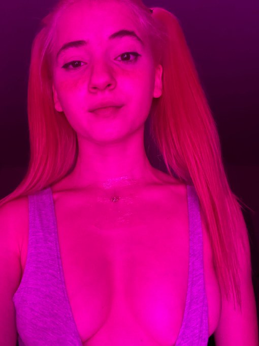 🔴ATENCION🔴: No utilizo Telegram, ni facebook, ni tengo cuentas secundarias. Si "hablan conmigo" es algun