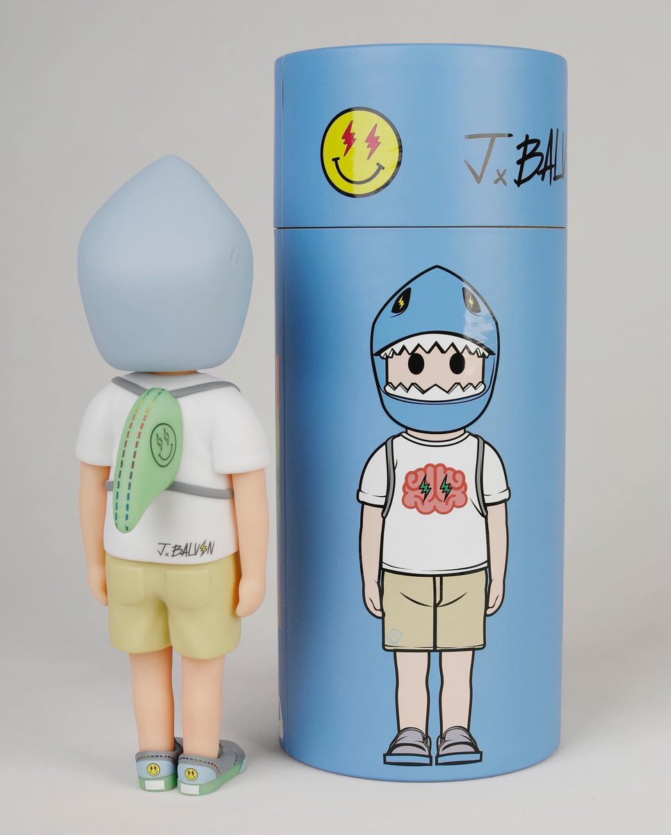 LaFamiliaUSA_'s tweet photo. LIMITED EDITION J BALVIN TOQO AT @ComplexCon 2022 ⚡️💥‼️

J Balvin and ToyQube team up once again for an art toy collaboration, releasing at Complexcon 2022, Nov 19th-20th ⚡️ 

@jbalvin @toyqube #jbalvinmerch 
#jbalvin #toyqube #toqo #complexcon https://t.co/ait6Oz9dTS