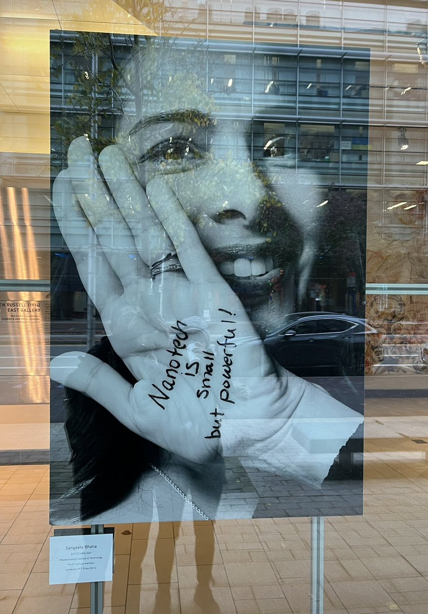“Nanotech is small but powerful!” Glimpsed outside MIT Building 76. <a href="/snbhatia/">sangeeta bhatia (same on bsky)</a>, <a href="/kochinstitute/">Koch Institute at MIT</a>, <a href="/Brown_BME/">Brown University Center for Biomedical Engineering</a>, <a href="/brownengin/">Brown Engineering</a>