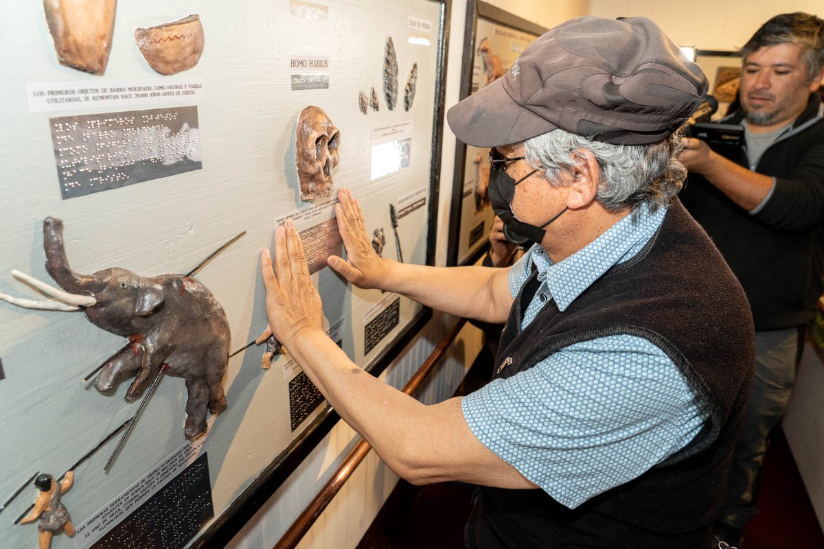 Inauguran primera exposición para personas ciegas en Museo de #Calama #Antofagasta antofagasta.tv/cultura/inaugu…