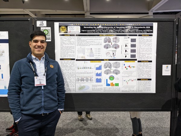 ASPENLABVCU's tweet photo. Pedram's multiple posters attracted attention at #SfN2022.
 @PedramZS @HerffC @sriescornou @UniBremenCSL #sEEG #BCI #SpeechDecoding #ImaginedSpeech https://t.co/9JSO5zhy0n