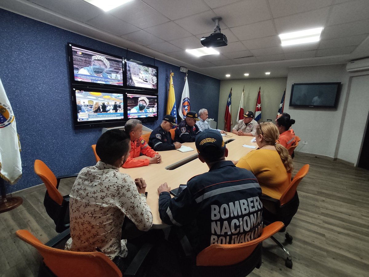 Se coordinó una evaluación para determinar amenazas y vulnerabilidades en los sectores Hiranzu y Barrancas del Mcpio. Cárdenas con la finalidad de realizar planes y protocolos de actuación ante eventos naturales o antrópicos.