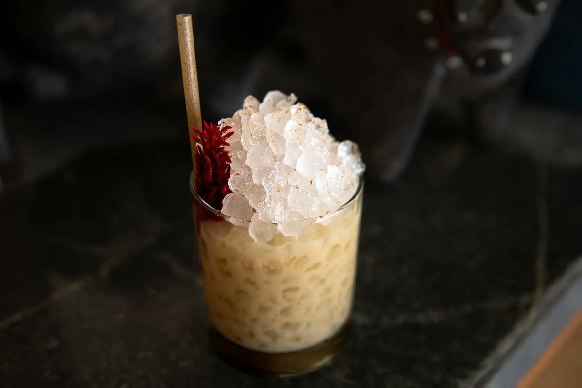 A tropical cocktail for winter days. El Centro recipe: buff.ly/3TxG1HA