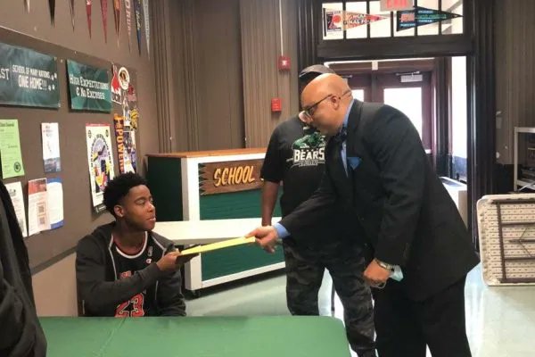 Are you a graduate of East High School? If so, consider joining our Alumni Group! Click on the website link below and click "Become a Member" to get connected!
buff.ly/3WZ2Sz3