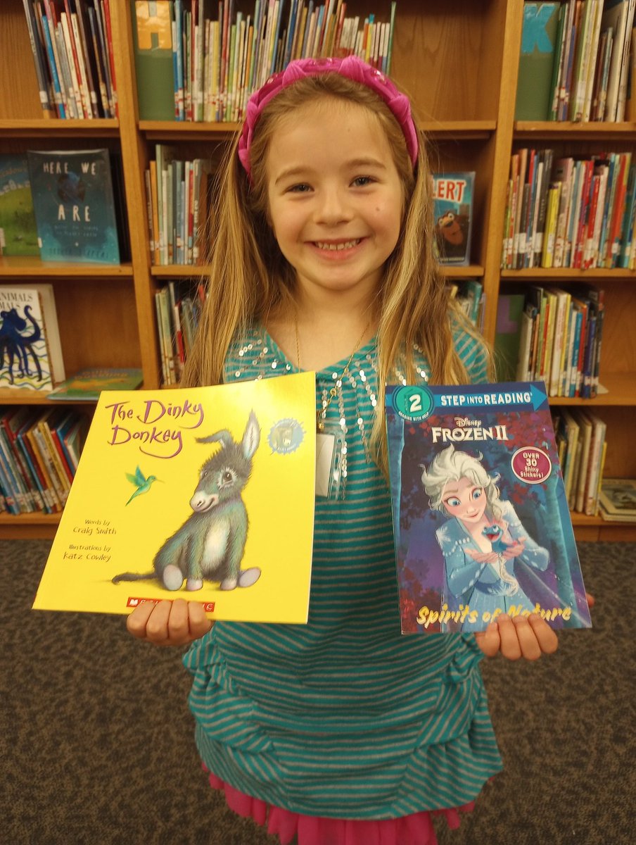 blasdellreads's tweet photo. Blasdell is so lucky to have a FANTASTIC group of PTA volunteers!! So grateful to host @PTABlasdell in the library! Thank you for being so generous to our teachers, students and library!! Let's read, Blasdell! #bookfair #allforbooks @BlasdellElem https://t.co/kTmY8wr68H