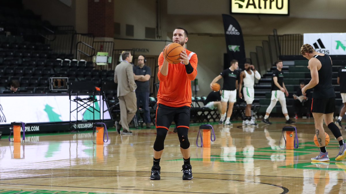 PacificMensBB's tweet photo. Tip-off 🔜 https://t.co/AKEyyRNCgi