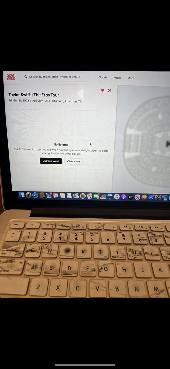 haileyh97's tweet photo. No more tickets for Taylor swift Arlington :/ everyone if you’re seeing this get out of line! 8 hrs later..: https://t.co/m0QDcQIU7q