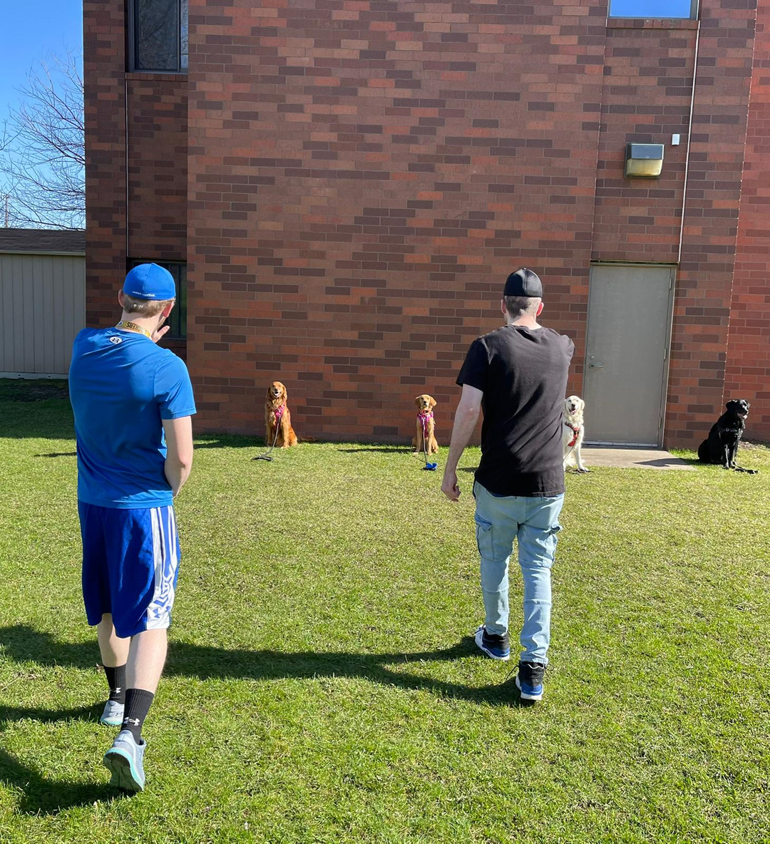 CIC #therapydogs and their humans are a force for good! Become a sustaining donor to keep the good going and go to  our website to check out our 2023 training offerings --> which are almost full 😬
.
.
#wecicyou #youmatter