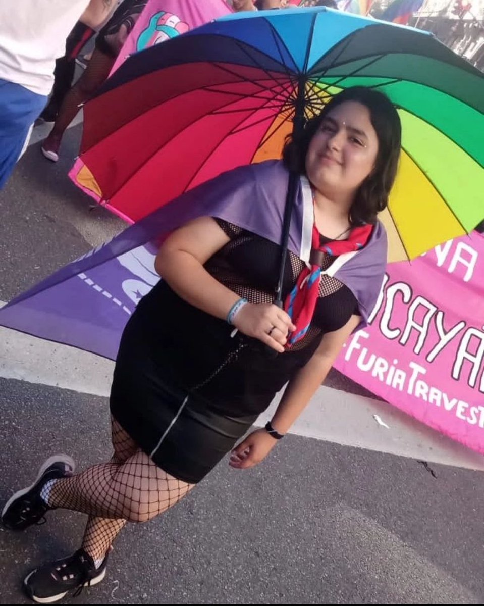 ScoutsIgualdad's tweet photo. Scouts ⚜️ en la 🏳️🌈 31° MARCHA DEL ORGULLO LGBT+ 🏳️⚧️ 2022
📷 ÁLBUM 7 DE 12 📸
Aquí les dejamos algunas de nuestras mejores postales de este evento, que fue reclamo por lo que falta y fiesta por lo logrado.
#Orgullo2022 #Marcha31 #ScoutsConOrgullo #LlevoMiPañuelo #InclusiónLGBT https://t.co/Ut3rpYz9eG