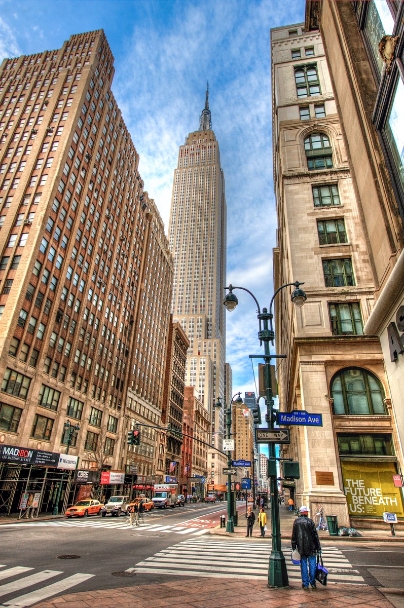 Shaun79258450's tweet photo. #newyorkcity @empirestatebldg #ESBFan https://t.co/Bu8ULXd4Bh