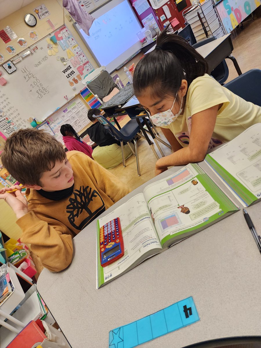 RCE_Mustangs's tweet photo. When you can teach others that's true mastery! #masterymatters #multilingualmustangs https://t.co/Up0eUvWxyI