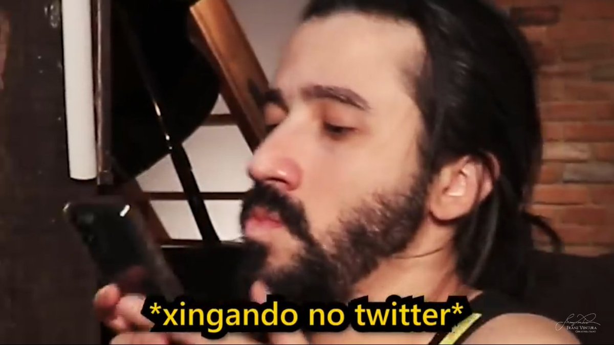 hipananiro's tweet photo. Para quem não percebeu, Nádia é homem. Em "My Ride, te amo motorista", o livro, Nádia é homem. O Patrick inclusive já falou isso em entrevista, o Nádia é homem. Mudar o Nádia p mulher na série foi algo q foi forçado pela produtora p produzir a série pq ñ queriam fazer o arco dele https://t.co/AmOmWSHqRB