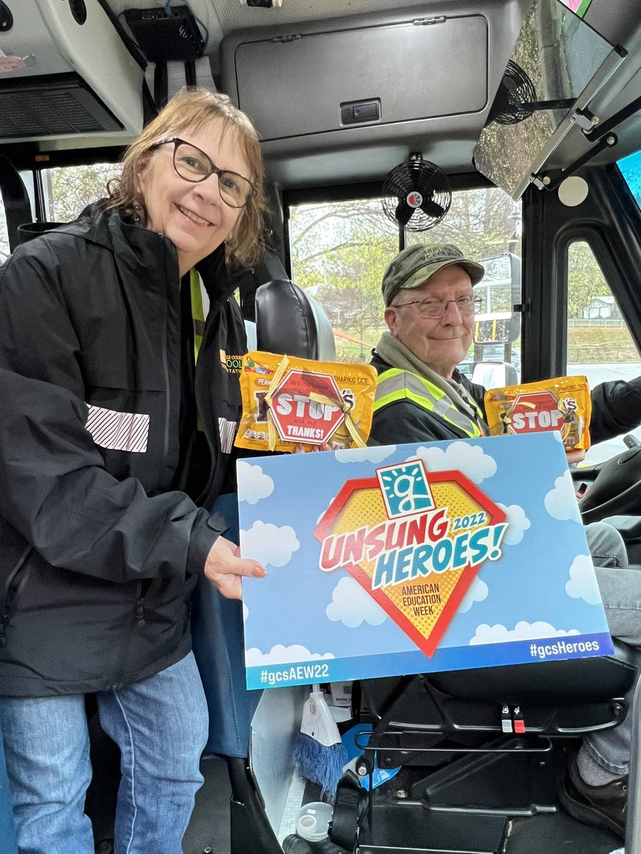 GaieSPerez's tweet photo. Today we celebrated our wonderful bus drivers! Thank you to our Brook Glenn Elementary drivers and the GCS Transportation Department for all you do to keep our students safe and at school every day. #gcsAEW22 #gcsHeroes #AmericanEducationWeek @gcschools https://t.co/SoWDWbsnEp