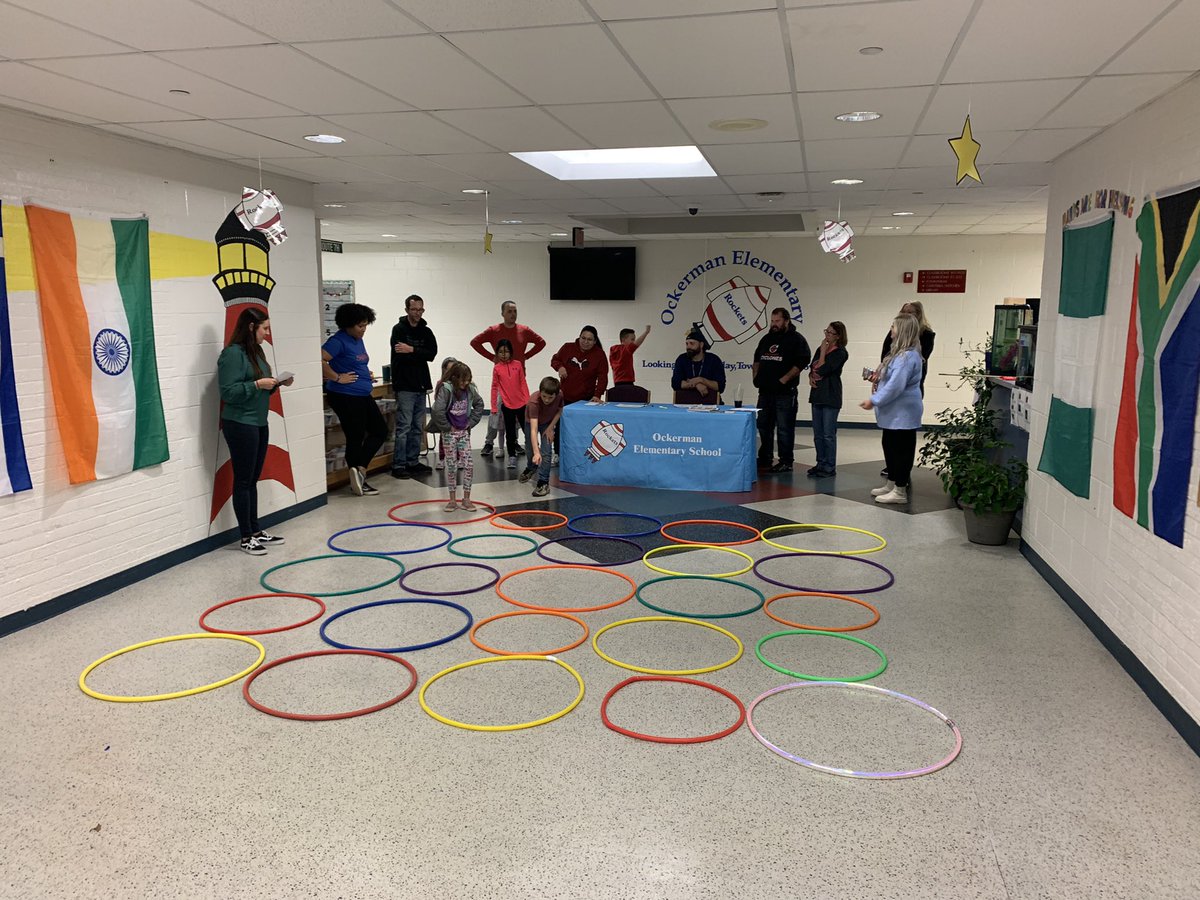Ockerman family Olympic night presented by #SkoolAid. A lot family fun tonight thanks to OES FRYSC <a href="/HarneyLeslie/">Leslie Harney</a> and teachers. <a href="/SuptTurner/">Matt Turner</a> <a href="/DrJlvw76/">Jenny Watson</a>  @MPoiry <a href="/BestKimble/">kimble best</a> Hope to have them back at OES soon!