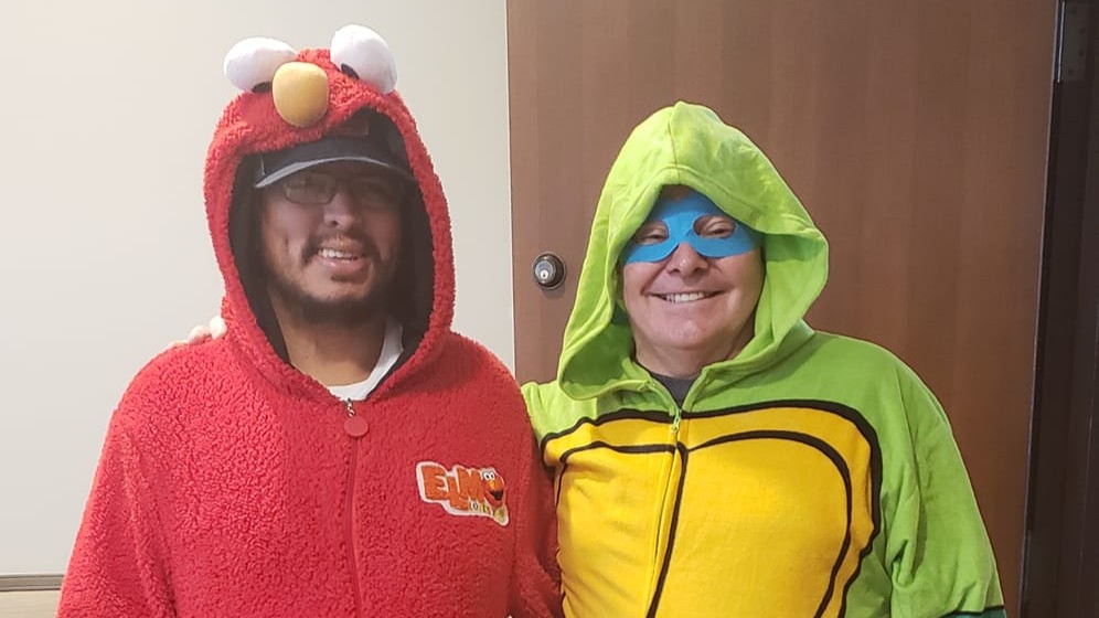 eastersealshou's tweet photo. We love seeing all the festive fun our programs have! Our #AdultProgram was in the spooky spirit for #Halloween. Learn more about the friendships we build and fun weekly activities our #AdultsWithDisabilities participate in at https://t.co/uMhGs2PcT5 π π» π§‘ https://t.co/4QGdSv46Qu