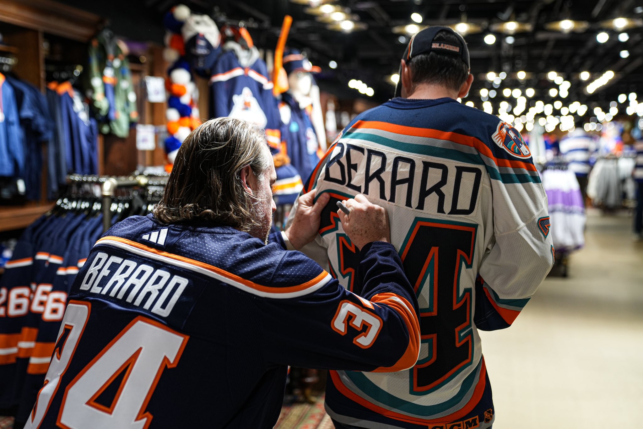 New York Islanders Reverse Retro Jersey!