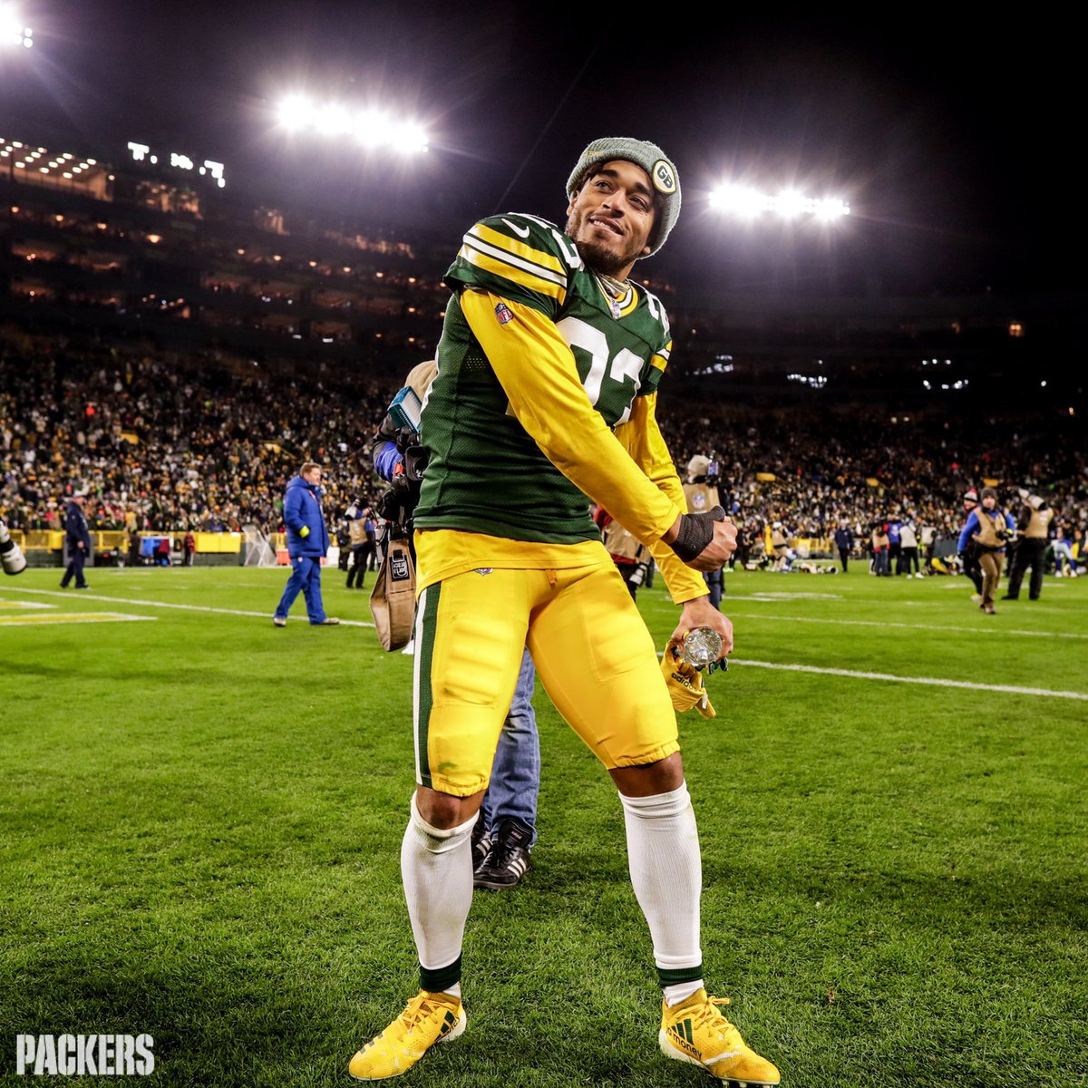 packers's tweet photo. Buckle up! It's Week 11 &amp; we've got Thursday Night Football at Lambeau 😍

#TENvsGB | #GoPackGo https://t.co/Ar2jyg5tZk