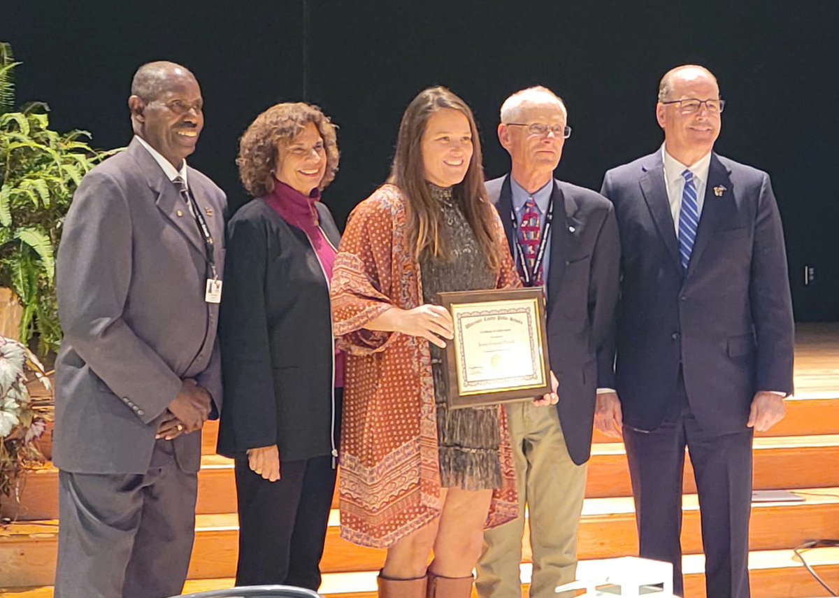 DecaturMiddle_Berlin tweet media