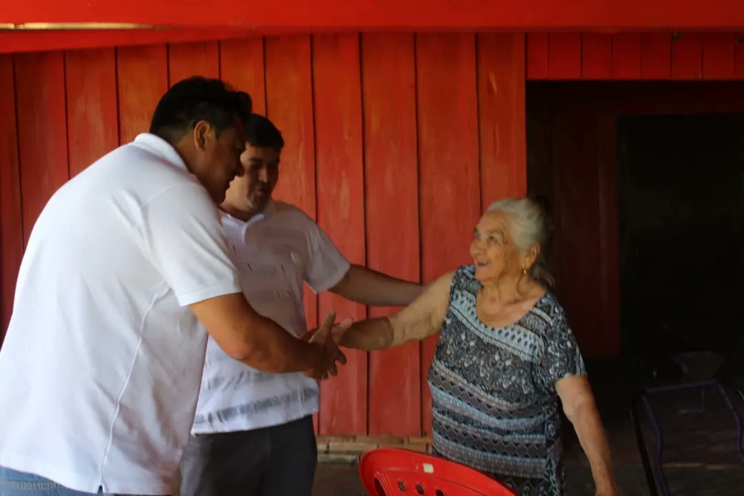 Caminamos por las calles de 𝐉𝐮𝐚𝐧 𝐬𝐢𝐧𝐟𝐨𝐫𝐢𝐚𝐧𝐨 𝐁𝐨𝐠𝐚𝐫𝐢𝐧 𝐞𝐧 𝐞𝐥 𝐝𝐢𝐬𝐭𝐫𝐢𝐭𝐨 𝐝𝐞 𝐒𝐀𝐍 𝐉𝐎𝐀𝐐𝐔Í𝐍, haciéndole llegar  las propuestas de #FuerzaRepublicana 
#ATodaMaquina #WiensPresidente #Lista3 
#𝙃𝙪𝙜𝙤𝙞𝙗𝙖𝙧𝙧𝙖𝘿𝙞𝙥𝙪𝙩𝙖𝙙𝙤 #Opción1