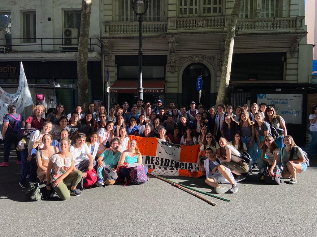 🤍🧡🤍 9 semanas de lucha, 9 semanas de presencia.