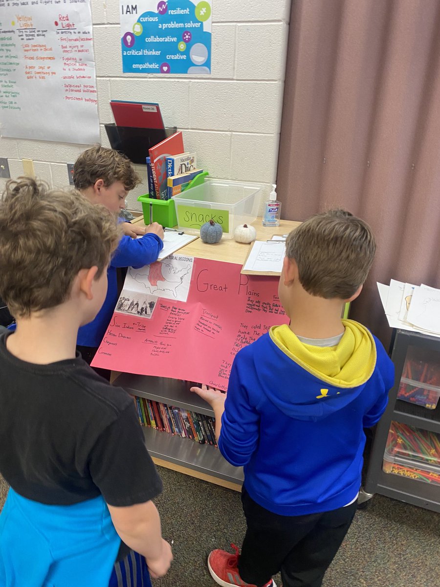 Alexis Wilk tweet media