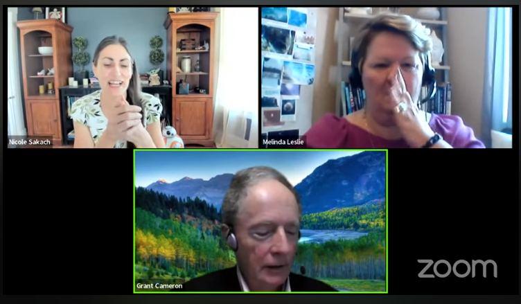 GrantCameron's tweet photo. The Paranormal UFO Consciousness Podcast
The Oke Shannon Top Secret UFO Meeting Notes Part 2

https://t.co/iYnYm6yhV4

#ufotwitter #okeshannon #ericdavis #advancedphysics #UFO #UFOs #wilsondavisnotes https://t.co/a83bYkbTyd