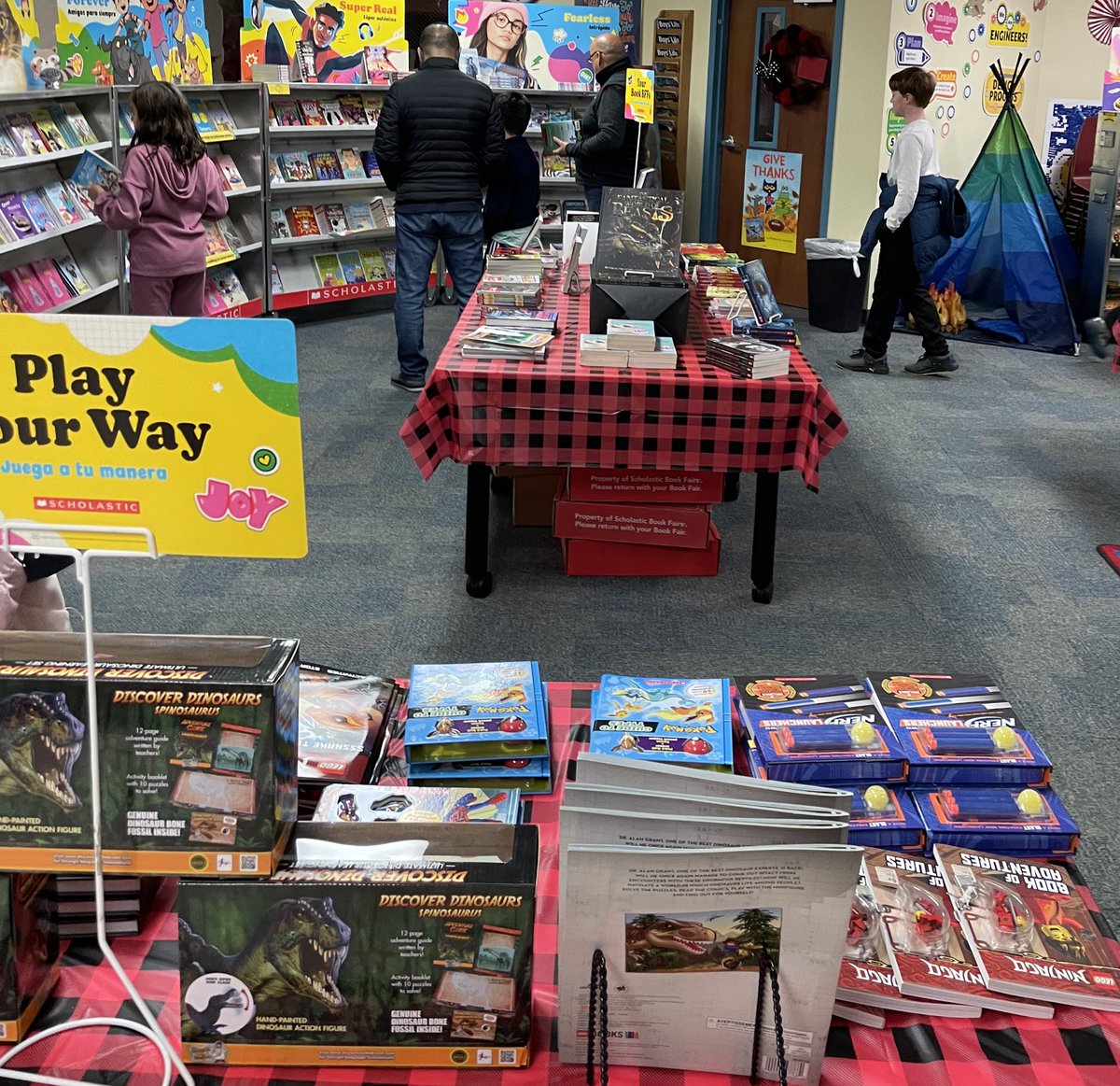 Donut Morning will be happening in the library Wednesday November 16 starting at 7:00 am.  Come grab some donut holes plus some really great books at our Scholastic Book Fair.  #lakeside2223 #cisdlib
