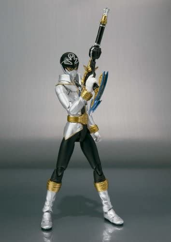 GINGINGOKAI's tweet photo. @35thSwordsman @HisAkashicTale + pressure on him. Folding the GokaiSpear into Gun Mode, he took a few shots, with the expectation that he'd dodge or block. Even then, Gun Mode wasn't exactly close to a lethal force.

[ #POWEREDTOURNEY - #ArenaSeven ] https://t.co/PTzpW6x761
