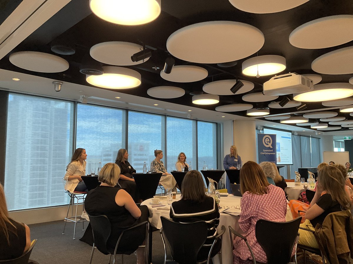 I am Yas tweet media