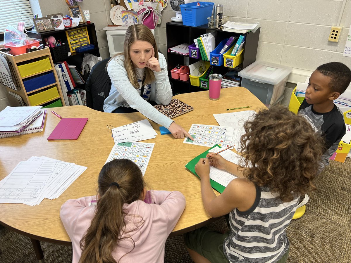 CSolberg2's tweet photo. Table of contents, glossaries, small group instruction focused on writing strategies… @sowinski_emily and the first-graders were busy today! #SDWWrites #TeamPrairie https://t.co/sawuwAHZR5