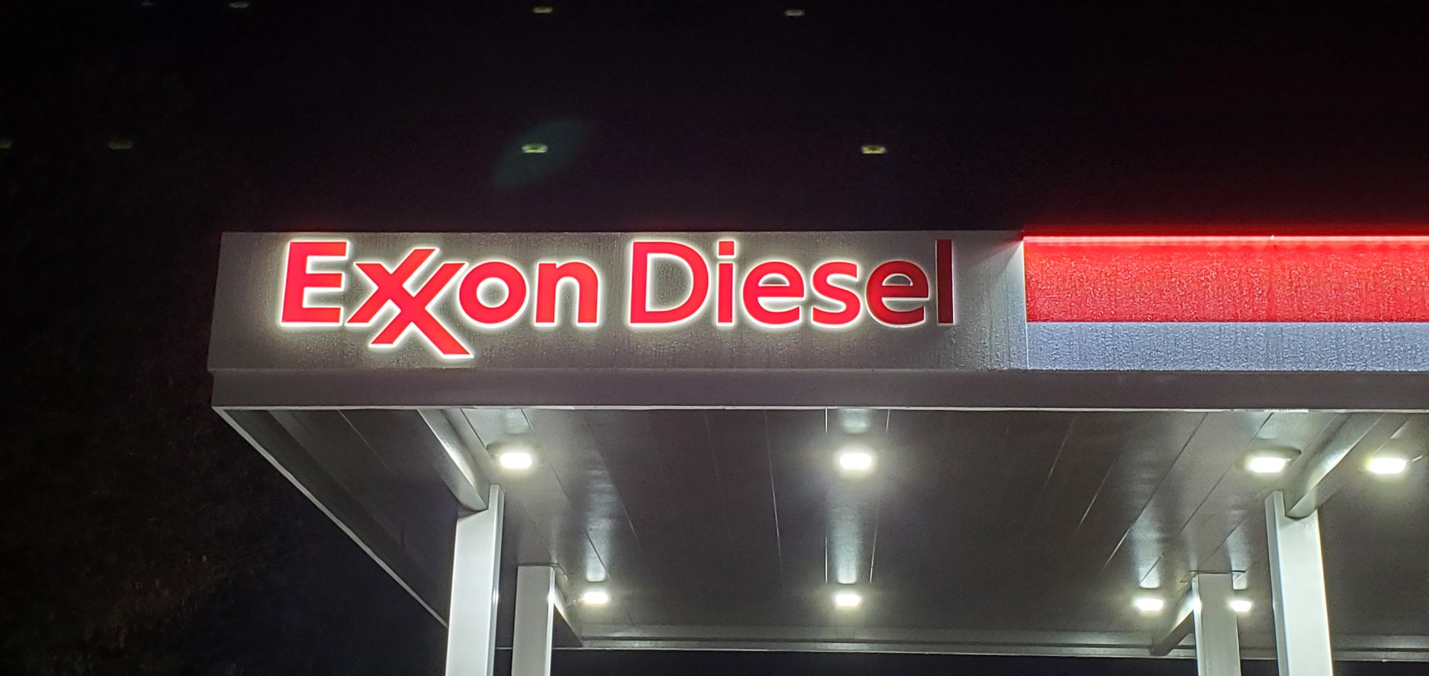 Mark Parker on Twitter "The tragic death of exxonmobil was announced