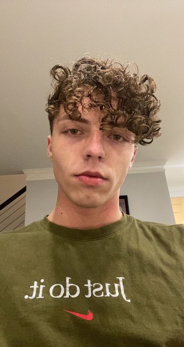 Watch Jack Valor 💦 18+'s leaked NSFW photo on TwXstars