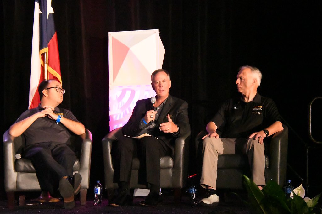 ChiefLetteney's tweet photo. I had an excellent time at the @LETRforSO International Conference, catching up with old friends and meeting new ones, while experiencing all the great things @SpecialOlympics and the Torch Run do to support athletes and families. 1 of 2… https://t.co/UZv21QrNOR