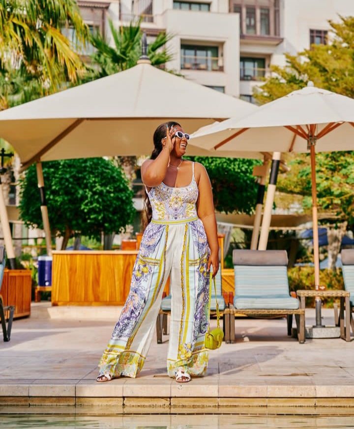 Heading towards less than 3k followers to 20k followers, 5 people will be blessed with R5000, Let me see you in the comments, All you have to do is LIKE RETWEET COMMENT ROYAL AM. You must be following me to win. Open your DMs.