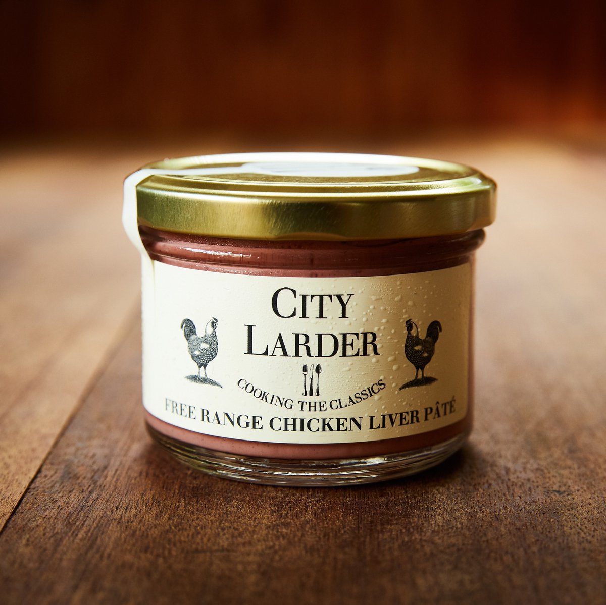 Be known as the bringer of brilliant things when you turn up at the next dinner party when this little gem. Our award-winning City Larder Free Range Chicken Liver Pâté – always the right choice. Find your nearest stockist at our website
#pâté #pâtélife #food #shoplocal
