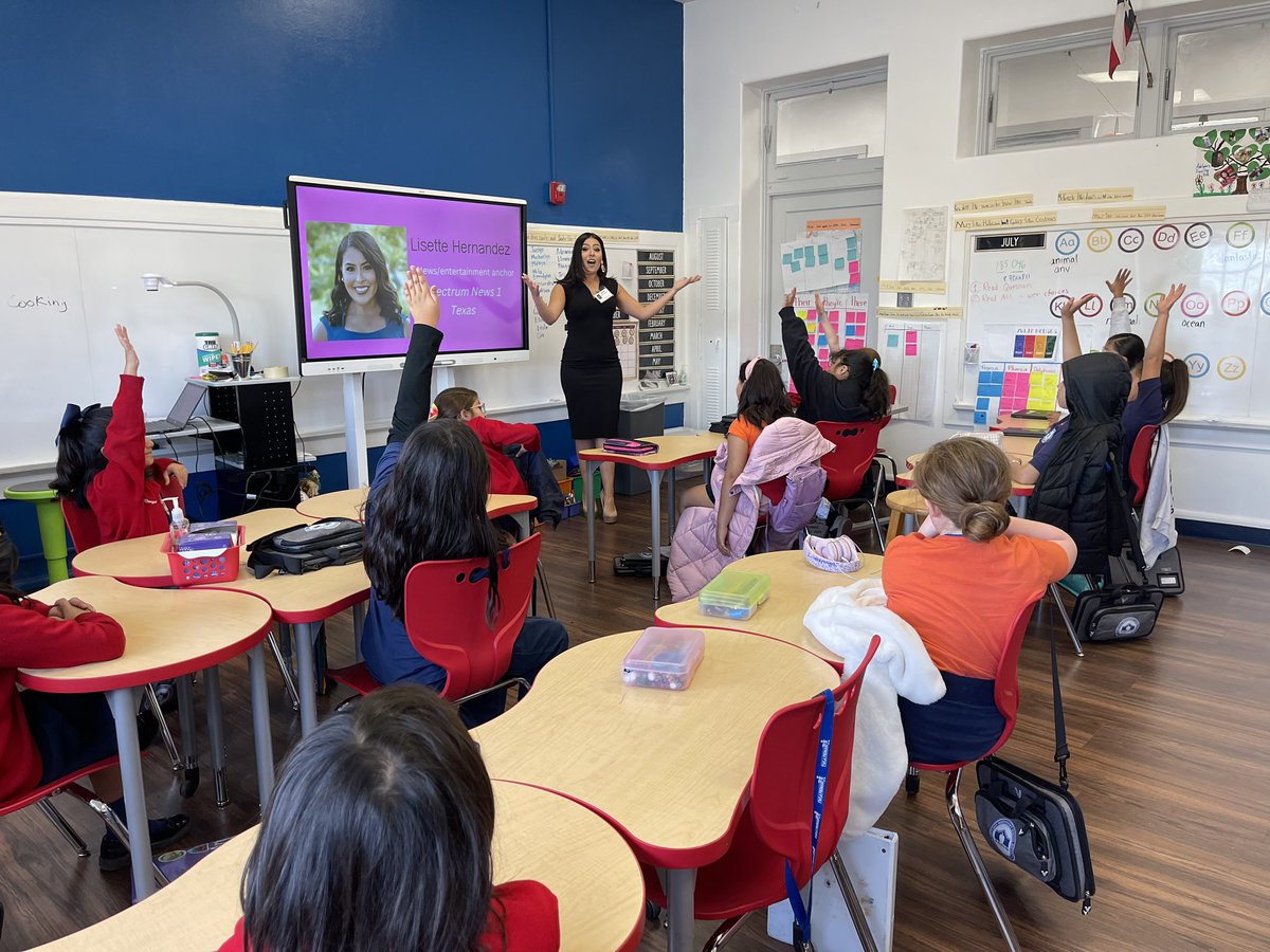 lisette_tv's tweet photo. I had a great time with the young ladies at YWLA for career day! My little cousins were so excited to have me there &amp; all the classes were so eager to ask questions! My big cousin Dr. Kitajima joined us as she spoke to the girls about being a pharmacist 💉💊 #TheFutureisFemale https://t.co/DDXDOtDxmN