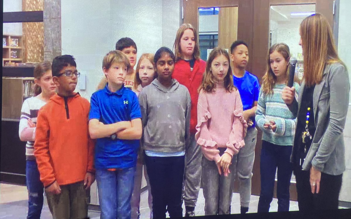 LeffersCES's tweet photo. Congratulations to our CE Spell Bowl team! https://t.co/I6ktRLkKzd