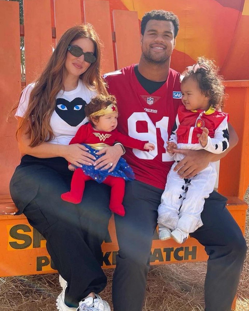 gussarmstead's tweet photo. Happy birthday 🎁🎊🎈 Puff @arikarmstead https://t.co/5gy3QEoDTm